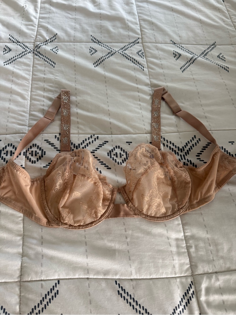 Women’s VS Lace Bra - Nude